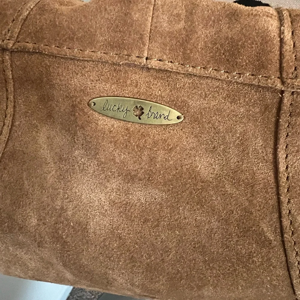 Lucky Brand Suede Crossbody Bag - Picture 4 of 7